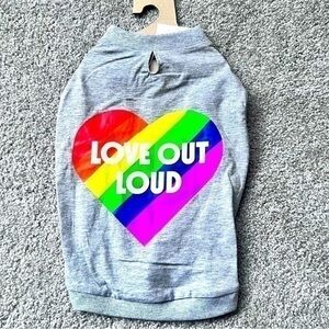 💚 NWT Love Out Loud dog tshirt